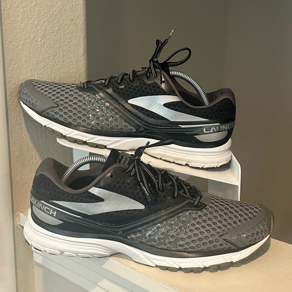 Brooks Other - Brooks Launch 2 DNA Running Sneakers Mens 11 Medium D Gray 1101881D002